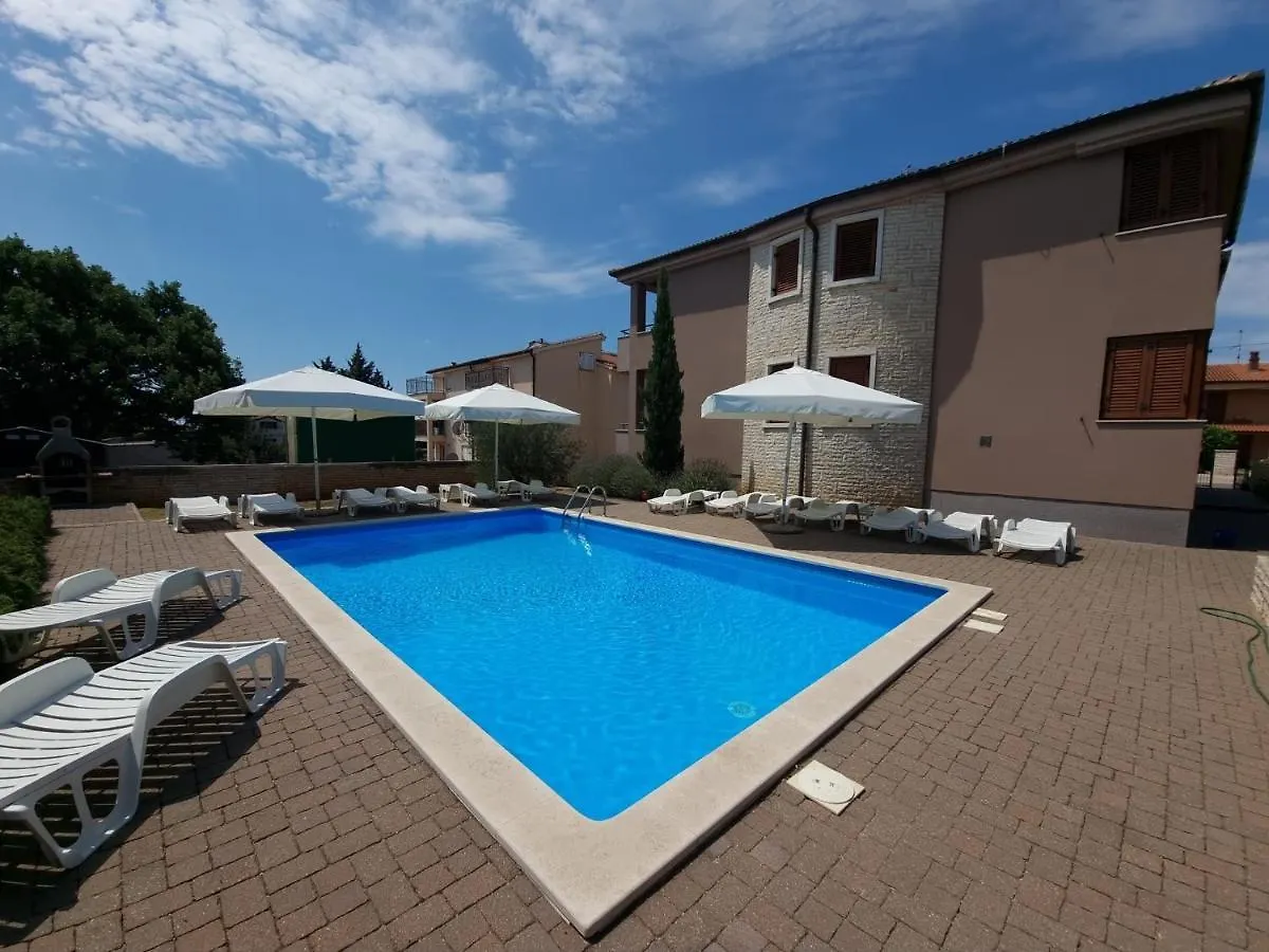 Premium Apartment Villa Dora 4 Tar-Vabriga 0*,  Croatia