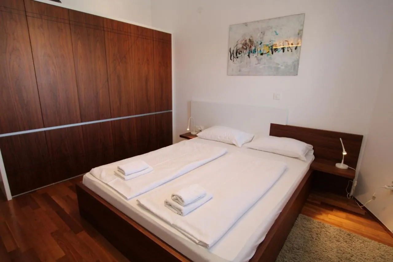 Premium Apartment Villa Dora 4 Tar-Vabriga
